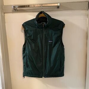 Patagonia Men's Dark Green Puffer Vest